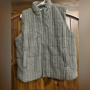 Maurices Gray Quilted/Cable Pattern  Vest